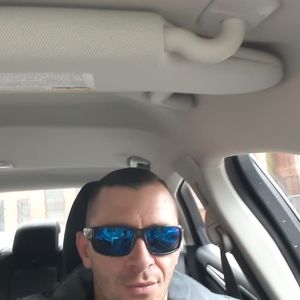 Meet your Posher, Robby